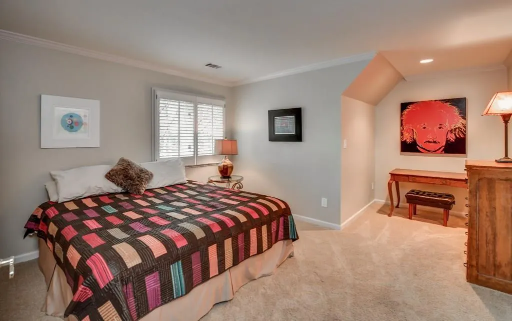 5490 Powers Overlook Court, Sandy Springs, Georgia 30327, 4 Bedrooms Bedrooms, ,3 BathroomsBathrooms,Residential,Sold,5490 Powers Overlook Court,5993382