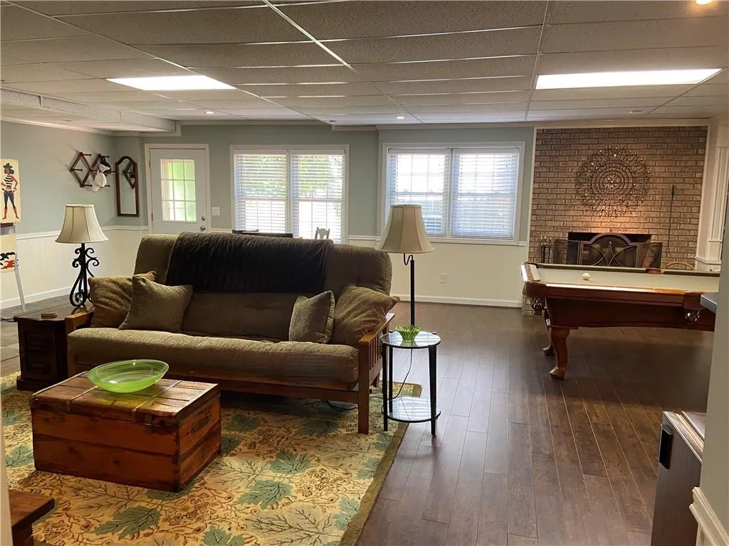 7740 Dunvegan Close, Sandy Springs, Georgia 30350, 4 Bedrooms Bedrooms, ,4 BathroomsBathrooms,Residential,Sold,7740 Dunvegan Close,6881750