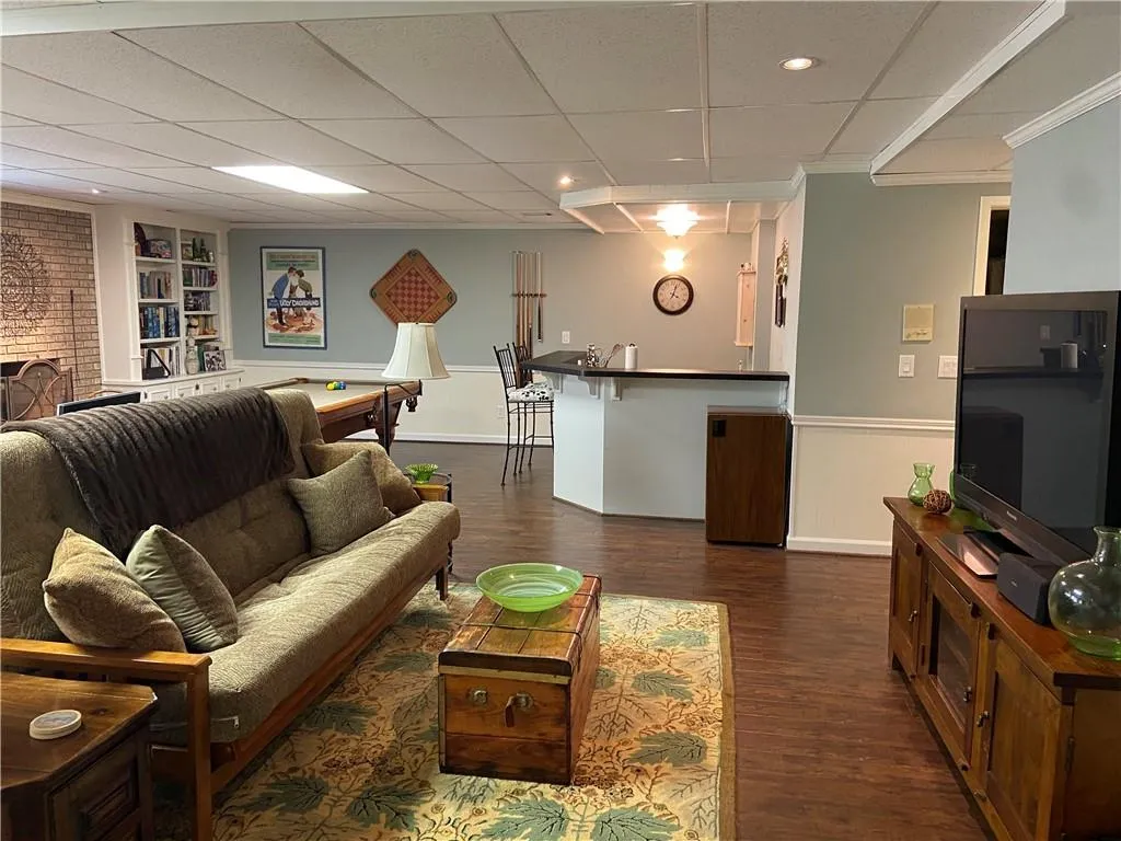 7740 Dunvegan Close, Sandy Springs, Georgia 30350, 4 Bedrooms Bedrooms, ,4 BathroomsBathrooms,Residential,Sold,7740 Dunvegan Close,6881750