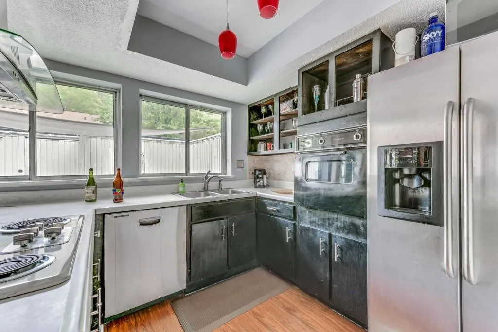 7150 Stonington Drive, Sandy Springs, Georgia 30328, 2 Bedrooms Bedrooms, ,2 BathroomsBathrooms,Residential,Sold,7150 Stonington Drive,6002413