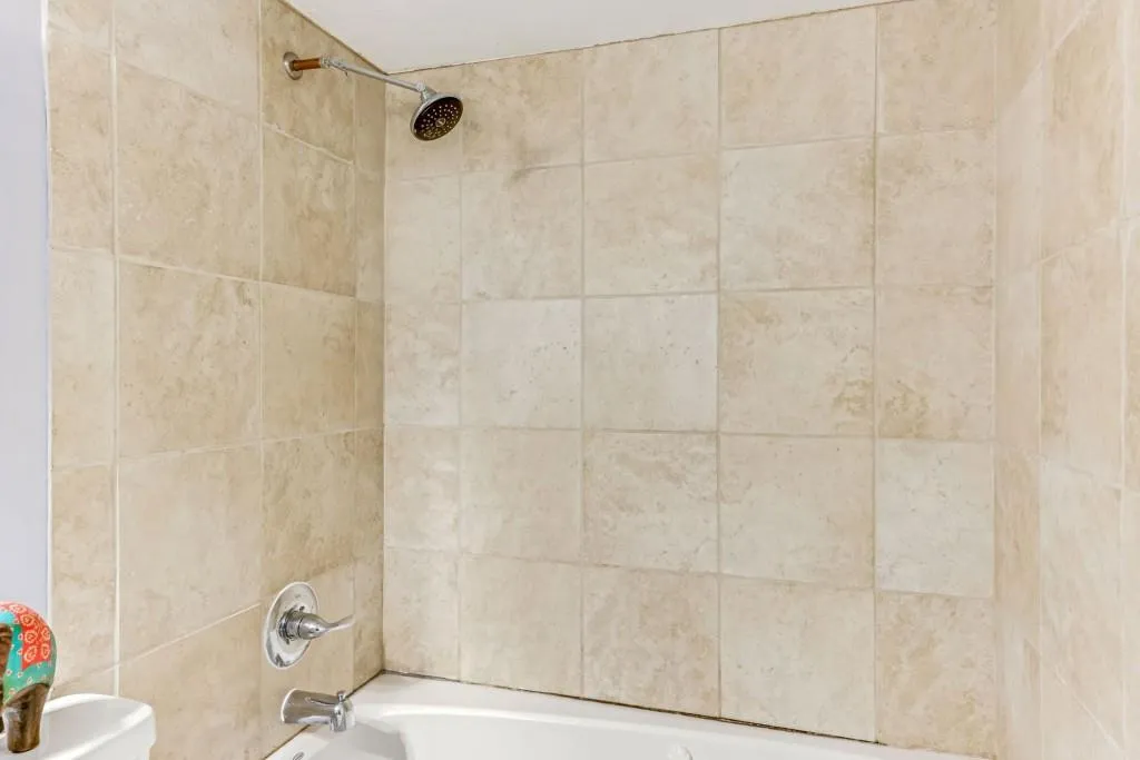 7150 Stonington Drive, Sandy Springs, Georgia 30328, 2 Bedrooms Bedrooms, ,2 BathroomsBathrooms,Residential,Sold,7150 Stonington Drive,6002413