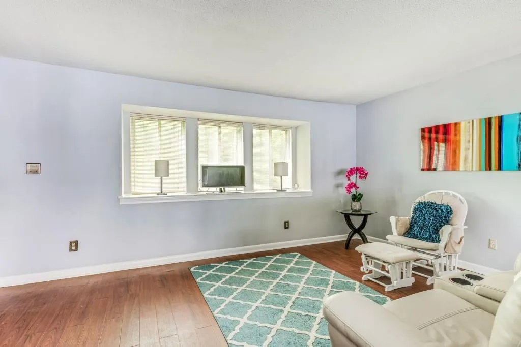 7150 Stonington Drive, Sandy Springs, Georgia 30328, 2 Bedrooms Bedrooms, ,2 BathroomsBathrooms,Residential,Sold,7150 Stonington Drive,6002413