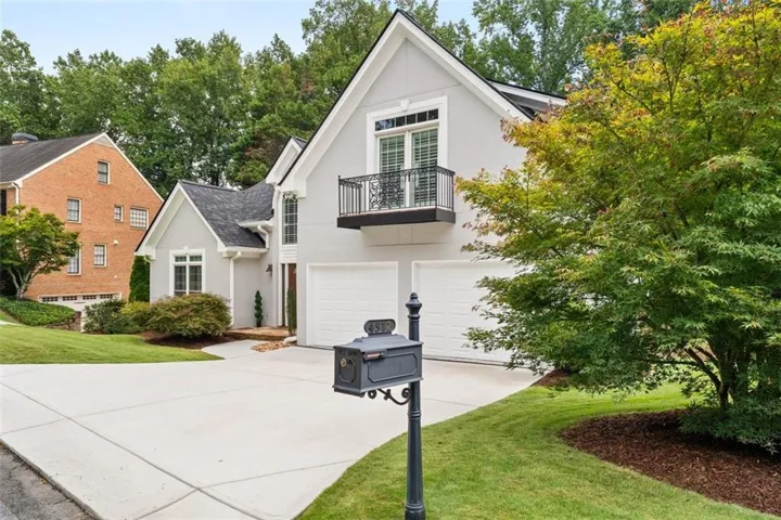 4512 Woodhaven Ne, Marietta, Georgia 30067