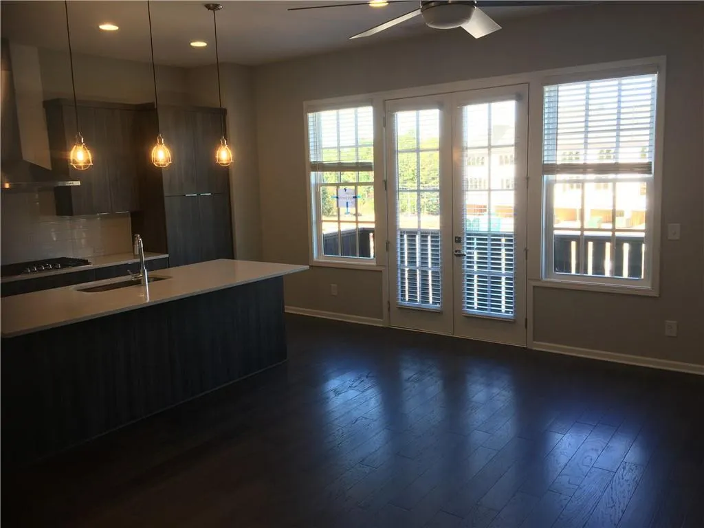 6623 Sterling Drive Unit 649, Sandy Springs, Georgia 30328, 1 Bedroom Bedrooms, ,1 BathroomBathrooms,Residential,Sold,6623 Sterling Drive Unit 649,6637706