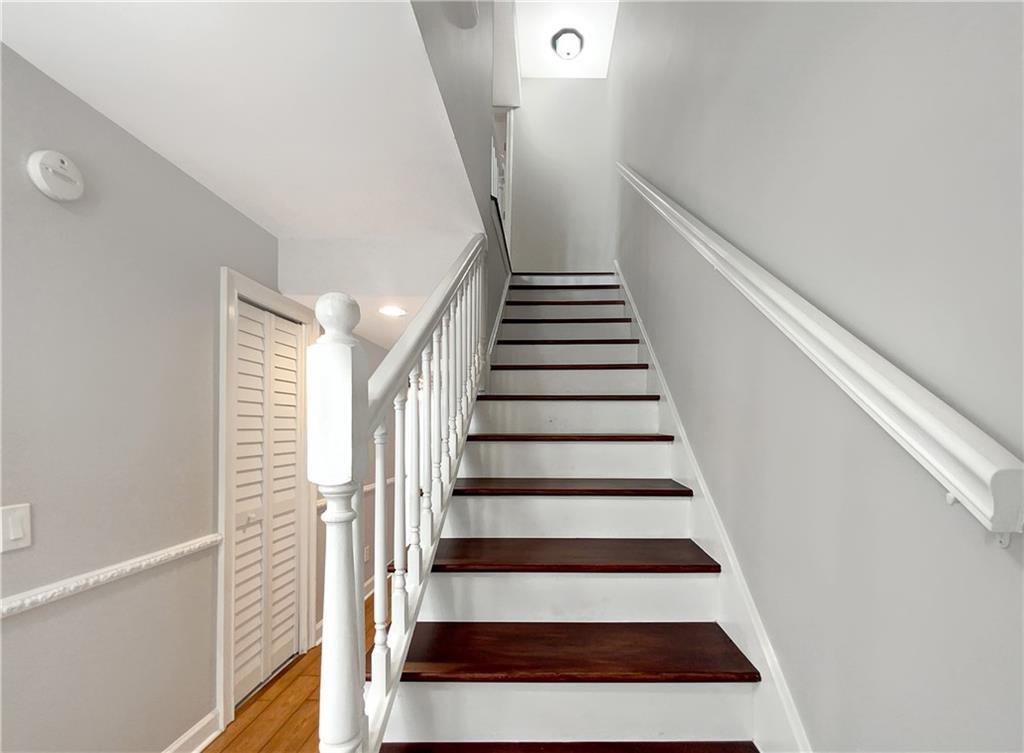 5671 Kingsport Drive Unit 5, Atlanta, Georgia 30342, 2 Bedrooms Bedrooms, ,1 BathroomBathrooms,Residential,Sold,5671 Kingsport Drive Unit 5,7246462