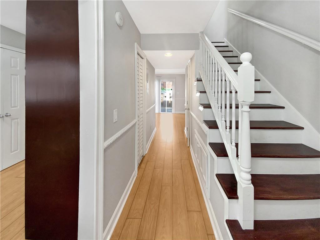 5671 Kingsport Drive Unit 5, Atlanta, Georgia 30342, 2 Bedrooms Bedrooms, ,1 BathroomBathrooms,Residential,Sold,5671 Kingsport Drive Unit 5,7246462