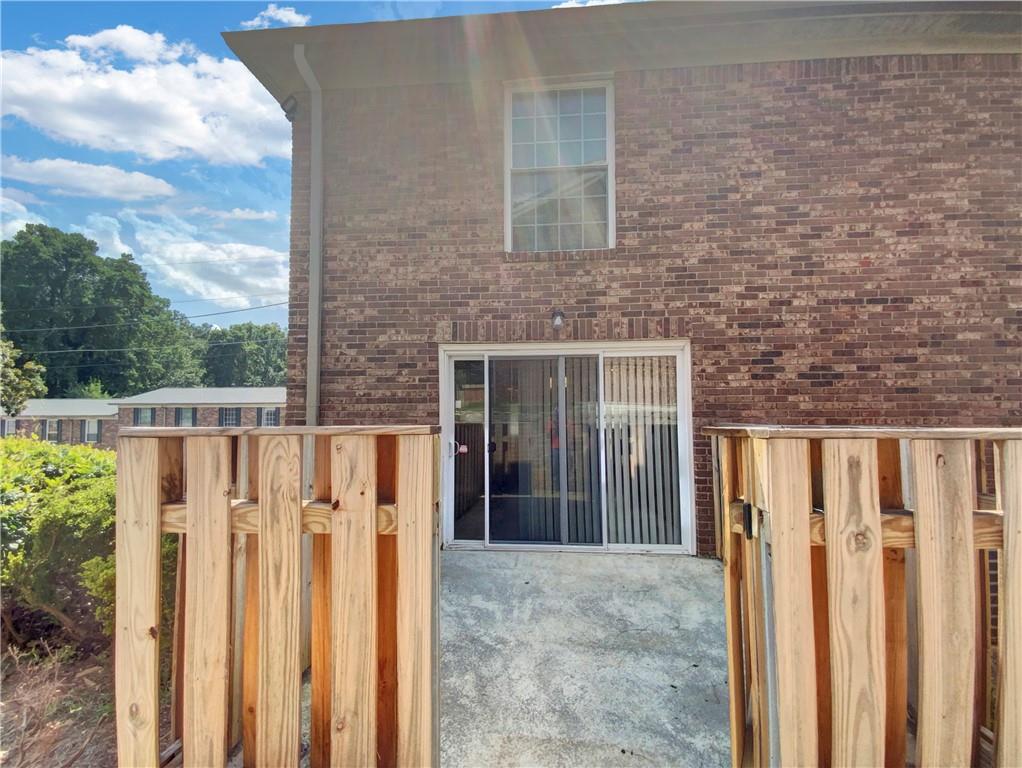 5671 Kingsport Drive Unit 5, Atlanta, Georgia 30342, 2 Bedrooms Bedrooms, ,1 BathroomBathrooms,Residential,Sold,5671 Kingsport Drive Unit 5,7246462