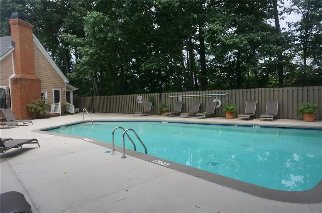 7500 Roswell Road Unit 63, Sandy Springs, Georgia 30350, 2 Bedrooms Bedrooms, ,2 BathroomsBathrooms,Residential,Sold,7500 Roswell Road Unit 63,5893879
