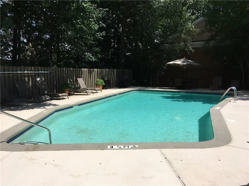 7500 Roswell Road Unit 63, Sandy Springs, Georgia 30350, 2 Bedrooms Bedrooms, ,2 BathroomsBathrooms,Residential,Sold,7500 Roswell Road Unit 63,5893879