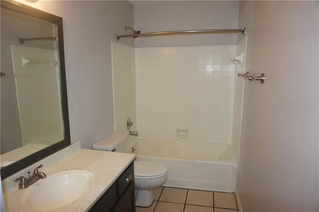 7500 Roswell Road Unit 63, Sandy Springs, Georgia 30350, 2 Bedrooms Bedrooms, ,2 BathroomsBathrooms,Residential,Sold,7500 Roswell Road Unit 63,5893879
