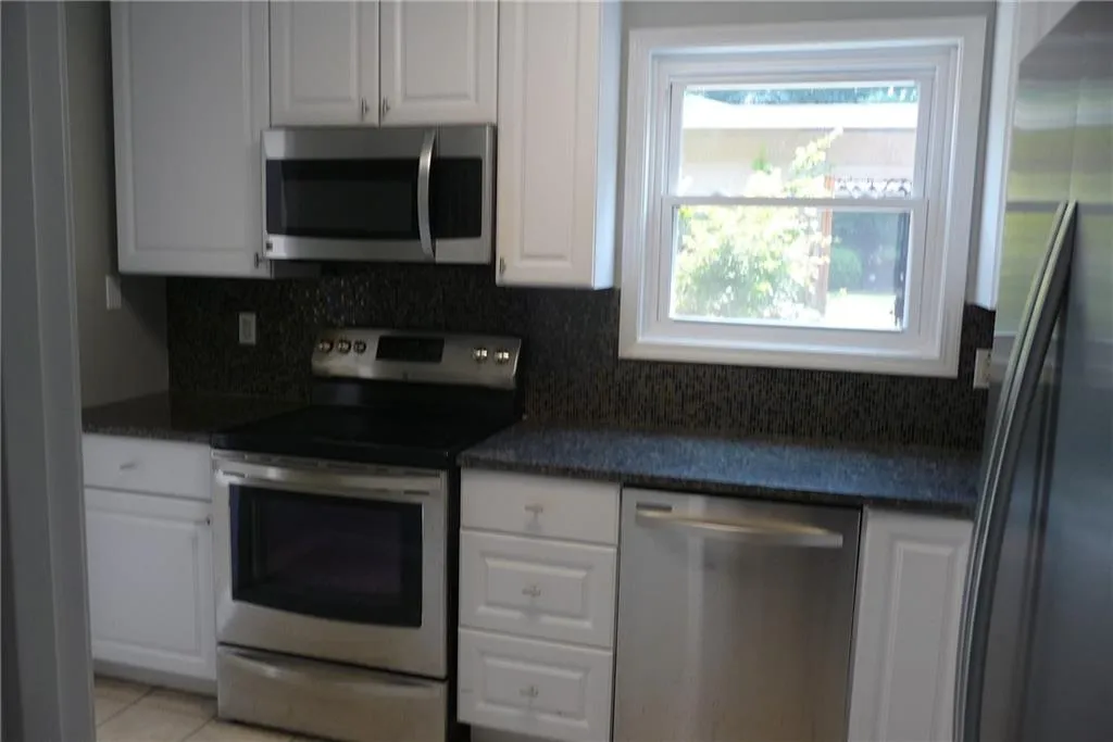 270 Winding River Drive Unit C, Sandy Springs, Georgia 30350, 2 Bedrooms Bedrooms, ,2 BathroomsBathrooms,Residential,Sold,270 Winding River Drive Unit C,6596793