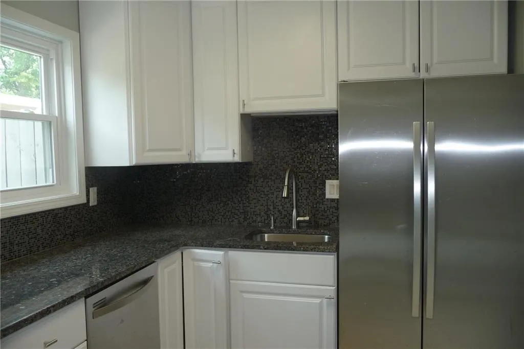 270 Winding River Drive Unit C, Sandy Springs, Georgia 30350, 2 Bedrooms Bedrooms, ,2 BathroomsBathrooms,Residential,Sold,270 Winding River Drive Unit C,6596793