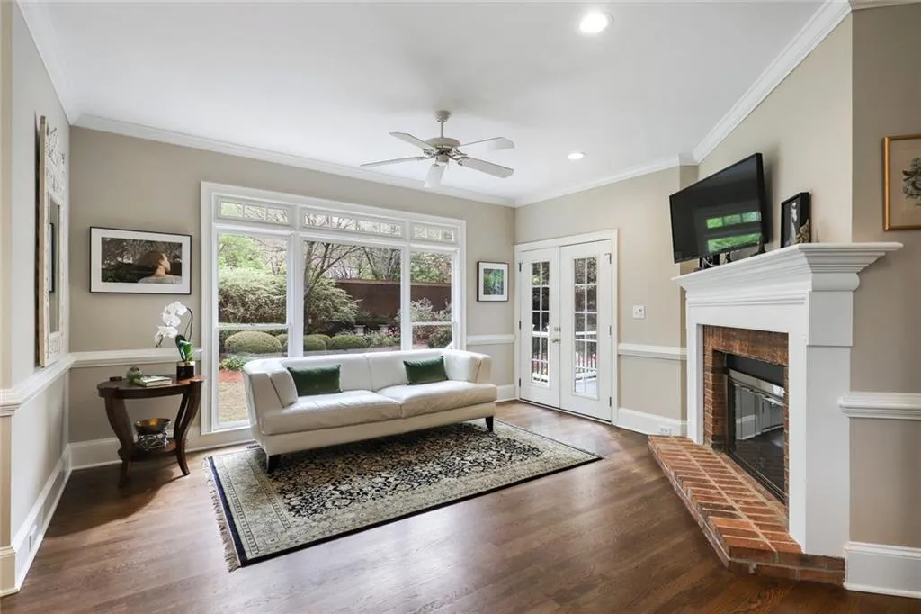 315 Nesbit Downs Court, Sandy Springs, Georgia 30350, 4 Bedrooms Bedrooms, ,5 BathroomsBathrooms,Residential,Sold,315 Nesbit Downs Court,7037571