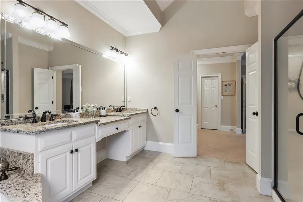 315 Nesbit Downs Court, Sandy Springs, Georgia 30350, 4 Bedrooms Bedrooms, ,5 BathroomsBathrooms,Residential,Sold,315 Nesbit Downs Court,7037571