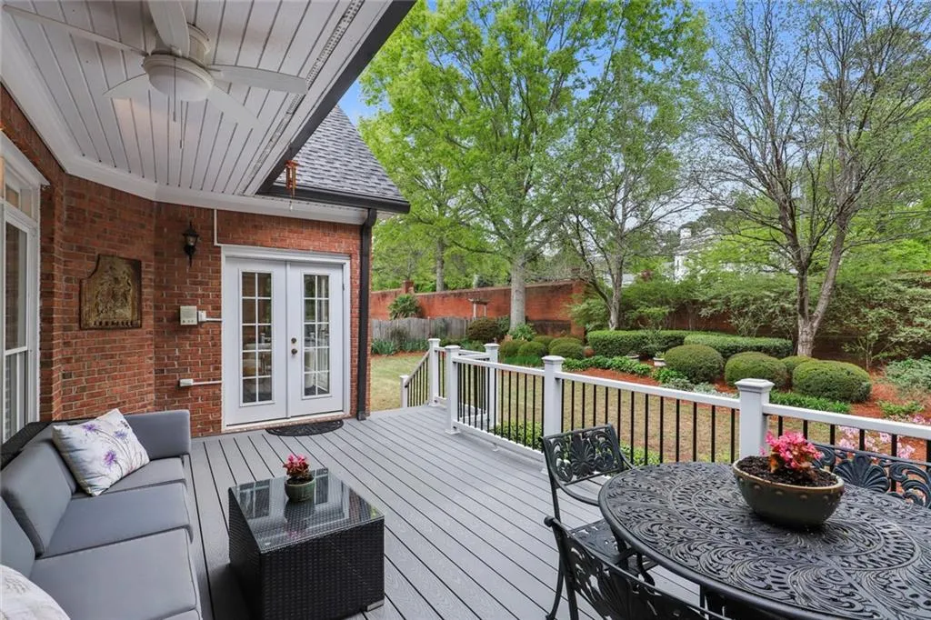 315 Nesbit Downs Court, Sandy Springs, Georgia 30350, 4 Bedrooms Bedrooms, ,5 BathroomsBathrooms,Residential,Sold,315 Nesbit Downs Court,7037571