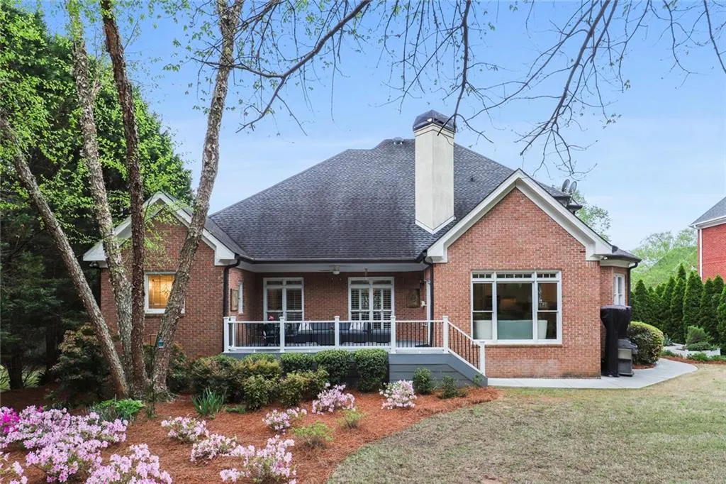 315 Nesbit Downs Court, Sandy Springs, Georgia 30350, 4 Bedrooms Bedrooms, ,5 BathroomsBathrooms,Residential,Sold,315 Nesbit Downs Court,7037571