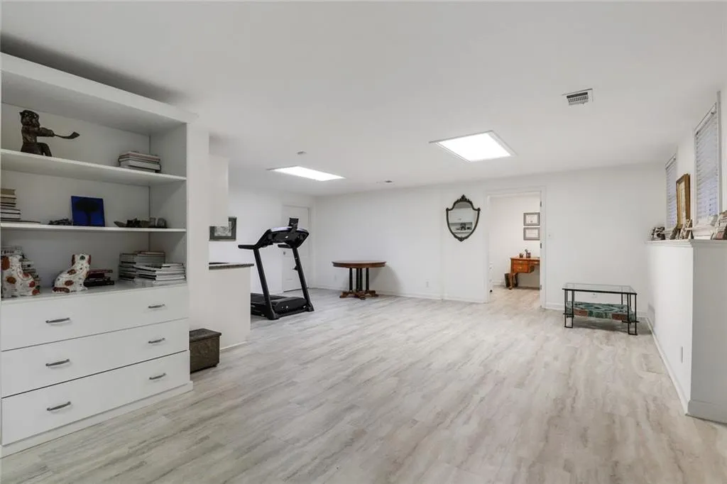 315 Nesbit Downs Court, Sandy Springs, Georgia 30350, 4 Bedrooms Bedrooms, ,5 BathroomsBathrooms,Residential,Sold,315 Nesbit Downs Court,7037571