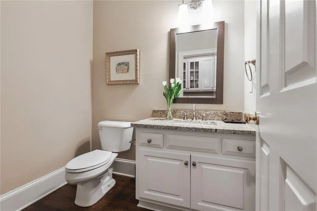 315 Nesbit Downs Court, Sandy Springs, Georgia 30350, 4 Bedrooms Bedrooms, ,5 BathroomsBathrooms,Residential,Sold,315 Nesbit Downs Court,7037571