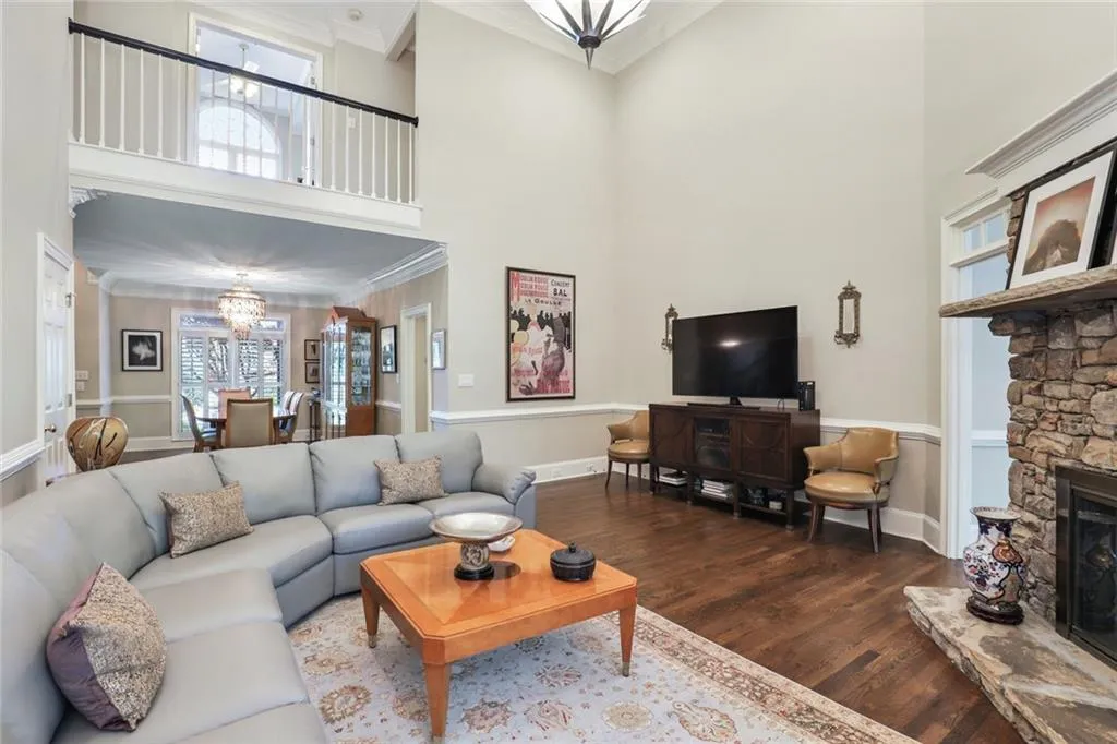 315 Nesbit Downs Court, Sandy Springs, Georgia 30350, 4 Bedrooms Bedrooms, ,5 BathroomsBathrooms,Residential,Sold,315 Nesbit Downs Court,7037571