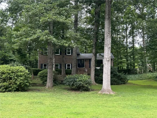 2271 Fox Hound Parkway, Marietta, Georgia 30062