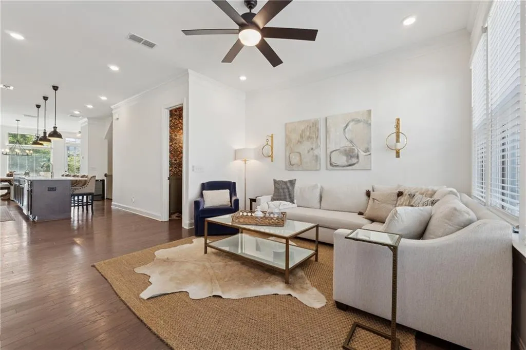 3924 Danube Lane, Atlanta, Georgia 30339, 3 Bedrooms Bedrooms, ,3 BathroomsBathrooms,Residential,For Sale,3924 Danube Lane,7668338 3924 Danube Lane, Atlanta, Georgia 30339, 3 Bedrooms Bedrooms, ,3 BathroomsBathrooms,Residential,For Sale,3924 Danube Lane,7668338