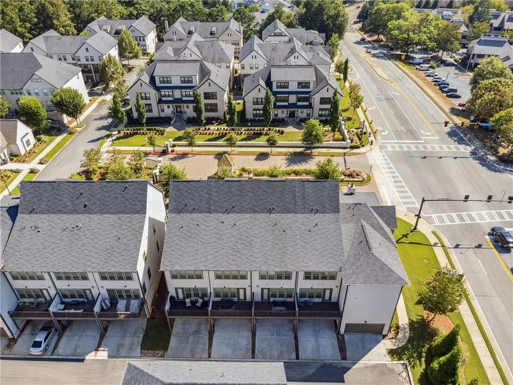 3924 Danube Lane, Atlanta, Georgia 30339, 3 Bedrooms Bedrooms, ,3 BathroomsBathrooms,Residential,For Sale,3924 Danube Lane,7668338 3924 Danube Lane, Atlanta, Georgia 30339, 3 Bedrooms Bedrooms, ,3 BathroomsBathrooms,Residential,For Sale,3924 Danube Lane,7668338