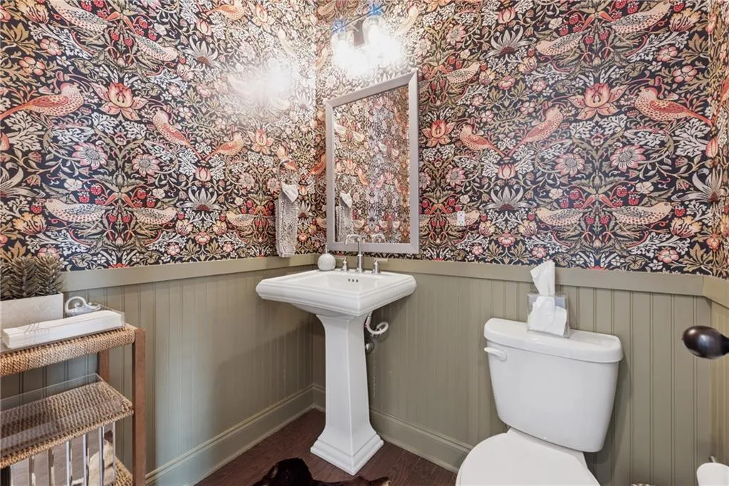 3924 Danube Lane, Atlanta, Georgia 30339, 3 Bedrooms Bedrooms, ,3 BathroomsBathrooms,Residential,For Sale,3924 Danube Lane,7668338 3924 Danube Lane, Atlanta, Georgia 30339, 3 Bedrooms Bedrooms, ,3 BathroomsBathrooms,Residential,For Sale,3924 Danube Lane,7668338