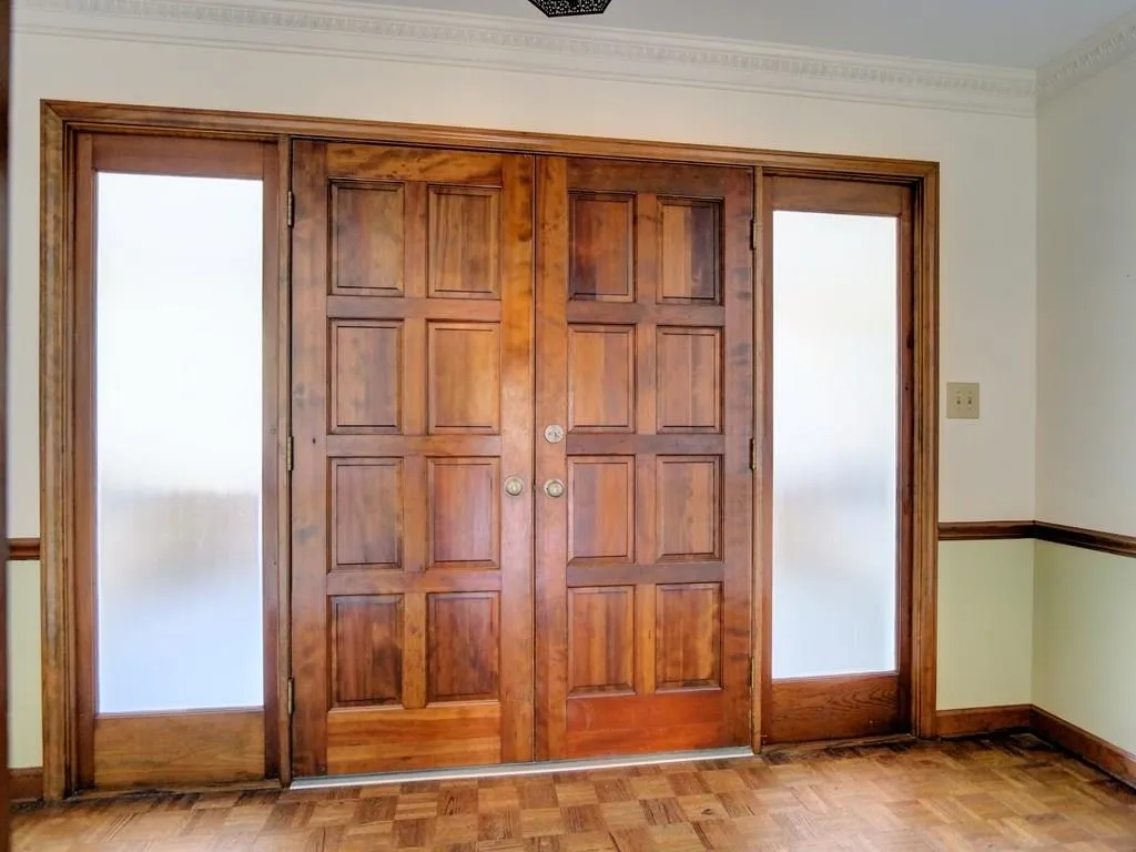 456 Riverhill Drive, Sandy Springs, Georgia 30328, 3 Bedrooms Bedrooms, ,2 BathroomsBathrooms,Residential,Sold,456 Riverhill Drive,5667012