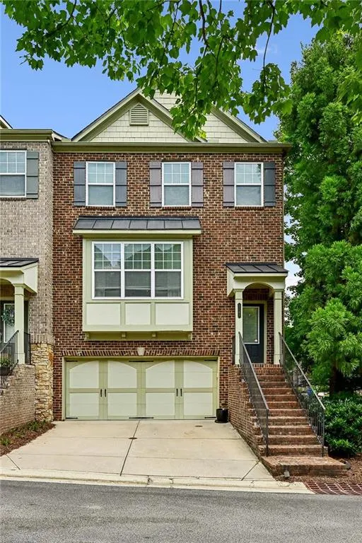 2143 Yancey Lane Ne, Atlanta, Georgia 30319, 3 Bedrooms Bedrooms, ,3 BathroomsBathrooms,Residential,Sold,2143 Yancey Lane Ne,7574089