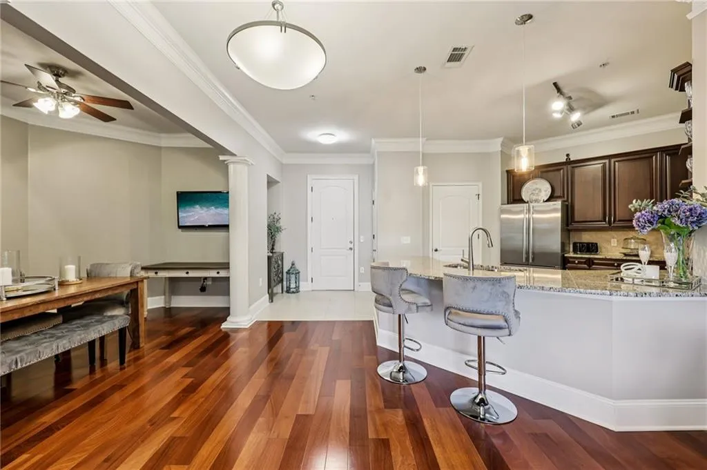 3621 Vinings Slope Se Unit 2317, Atlanta, Georgia 30339, 2 Bedrooms Bedrooms, ,2 BathroomsBathrooms,Residential,For Sale,3621 Vinings Slope Se Unit 2317,7641297