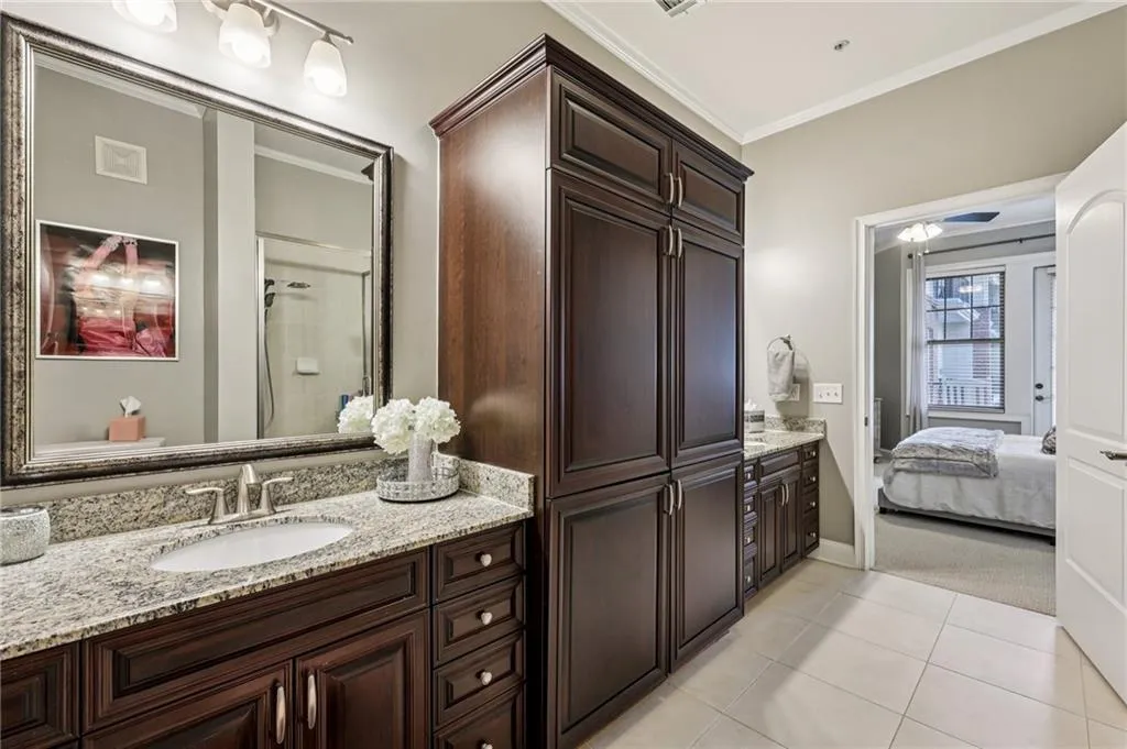 3621 Vinings Slope Se Unit 2317, Atlanta, Georgia 30339, 2 Bedrooms Bedrooms, ,2 BathroomsBathrooms,Residential,For Sale,3621 Vinings Slope Se Unit 2317,7641297