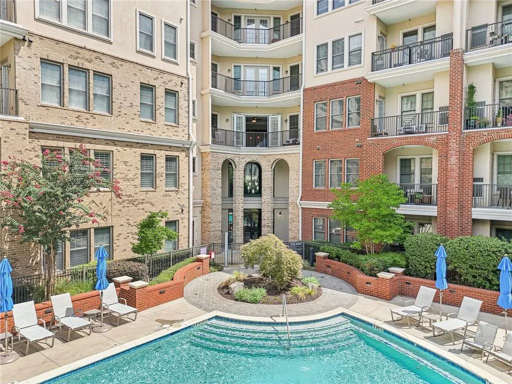 3621 Vinings Slope Se Unit 2317, Atlanta, Georgia 30339, 2 Bedrooms Bedrooms, ,2 BathroomsBathrooms,Residential,For Sale,3621 Vinings Slope Se Unit 2317,7641297