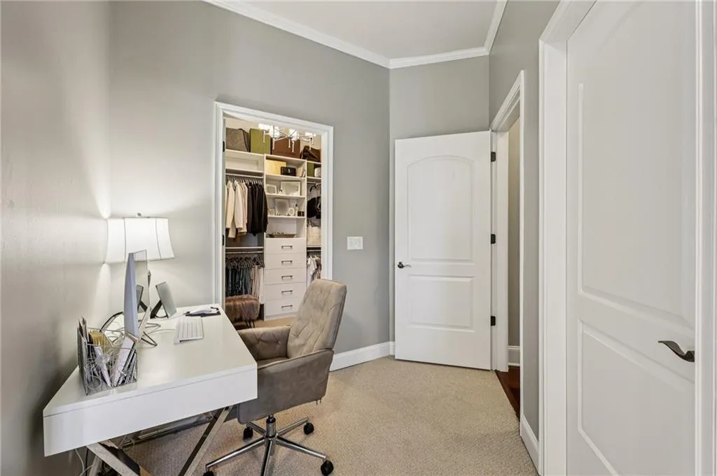 3621 Vinings Slope Se Unit 2317, Atlanta, Georgia 30339, 2 Bedrooms Bedrooms, ,2 BathroomsBathrooms,Residential,For Sale,3621 Vinings Slope Se Unit 2317,7641297