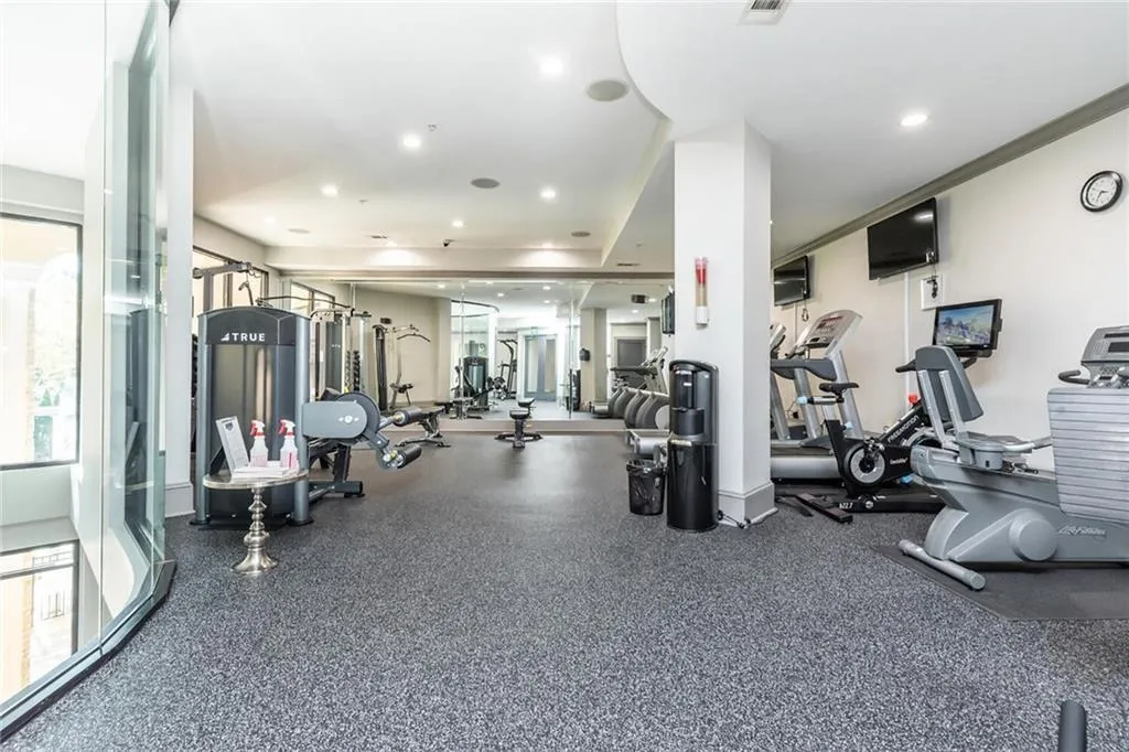 3621 Vinings Slope Se Unit 2317, Atlanta, Georgia 30339, 2 Bedrooms Bedrooms, ,2 BathroomsBathrooms,Residential,For Sale,3621 Vinings Slope Se Unit 2317,7641297