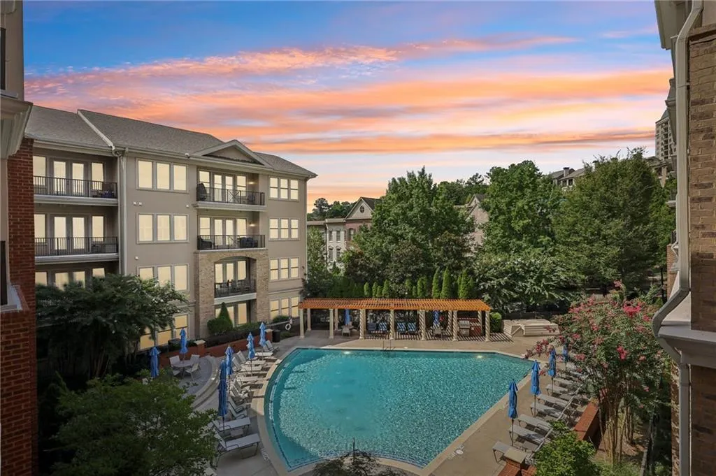 3621 Vinings Slope Se Unit 2317, Atlanta, Georgia 30339, 2 Bedrooms Bedrooms, ,2 BathroomsBathrooms,Residential,For Sale,3621 Vinings Slope Se Unit 2317,7641297