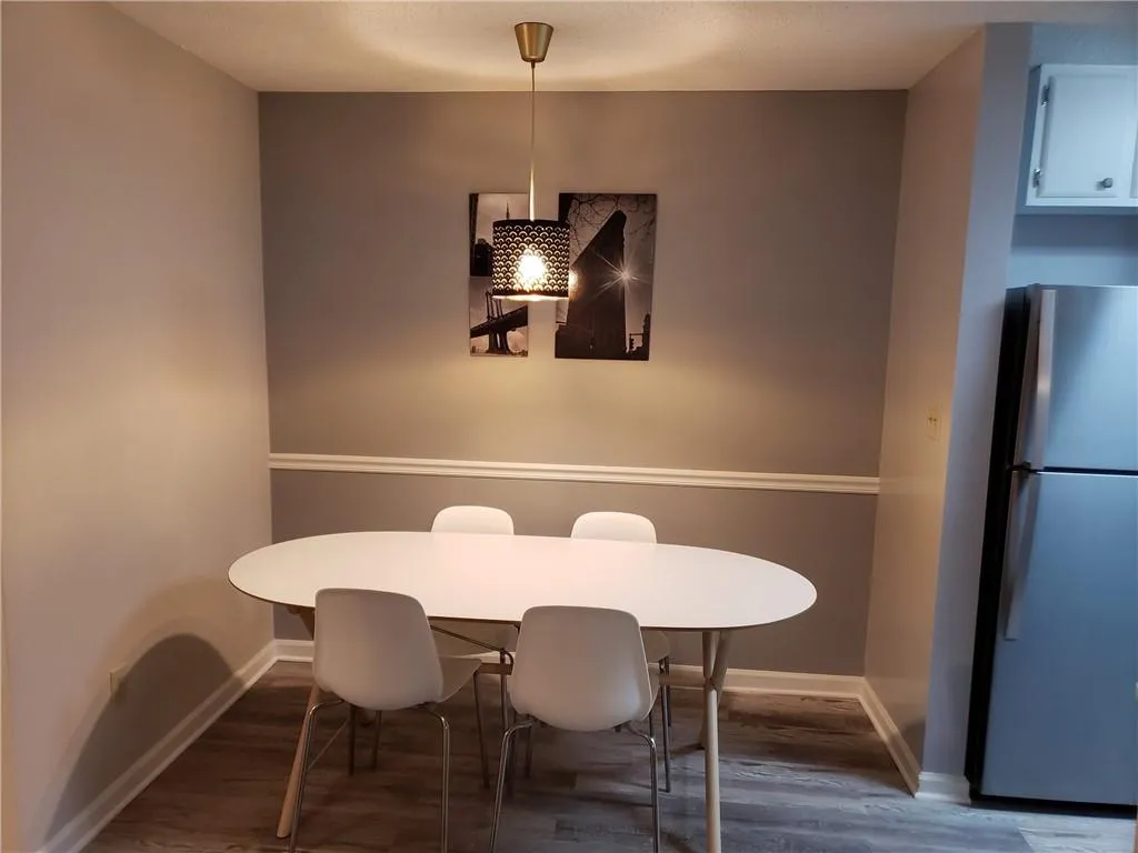 329 Granville Court, Atlanta, Georgia 30328, 1 Bedroom Bedrooms, ,1 BathroomBathrooms,Residential,Sold,329 Granville Court,6715833