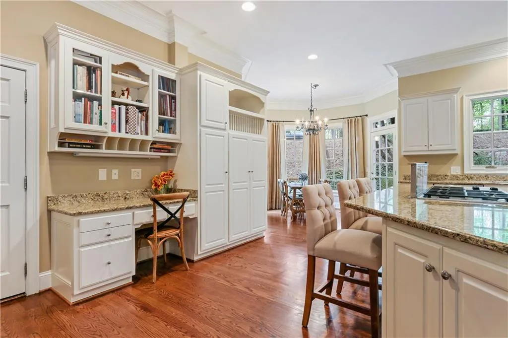 640 Mount Paran Road Nw, Sandy Springs, Georgia 30327, 5 Bedrooms Bedrooms, ,5 BathroomsBathrooms,Residential,Sold,640 Mount Paran Road Nw,5833023