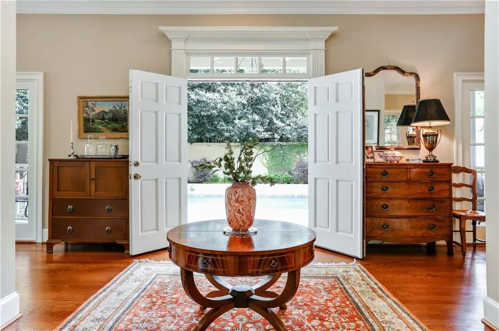 640 Mount Paran Road Nw, Sandy Springs, Georgia 30327, 5 Bedrooms Bedrooms, ,5 BathroomsBathrooms,Residential,Sold,640 Mount Paran Road Nw,5833023