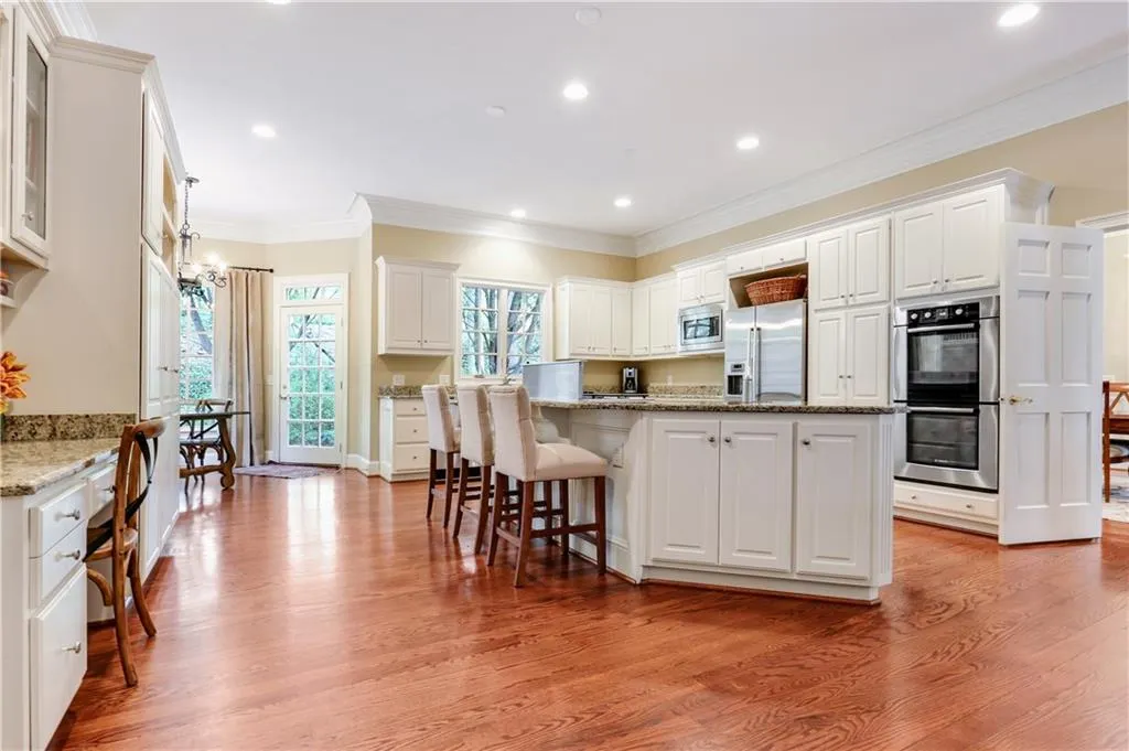 640 Mount Paran Road Nw, Sandy Springs, Georgia 30327, 5 Bedrooms Bedrooms, ,5 BathroomsBathrooms,Residential,Sold,640 Mount Paran Road Nw,5833023