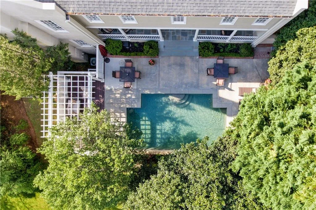 640 Mount Paran Road Nw, Sandy Springs, Georgia 30327, 5 Bedrooms Bedrooms, ,5 BathroomsBathrooms,Residential,Sold,640 Mount Paran Road Nw,5833023