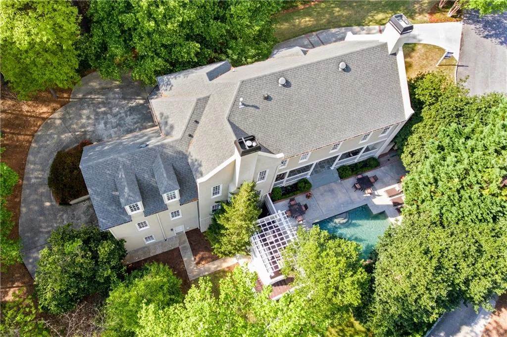 640 Mount Paran Road Nw, Sandy Springs, Georgia 30327, 5 Bedrooms Bedrooms, ,5 BathroomsBathrooms,Residential,Sold,640 Mount Paran Road Nw,5833023