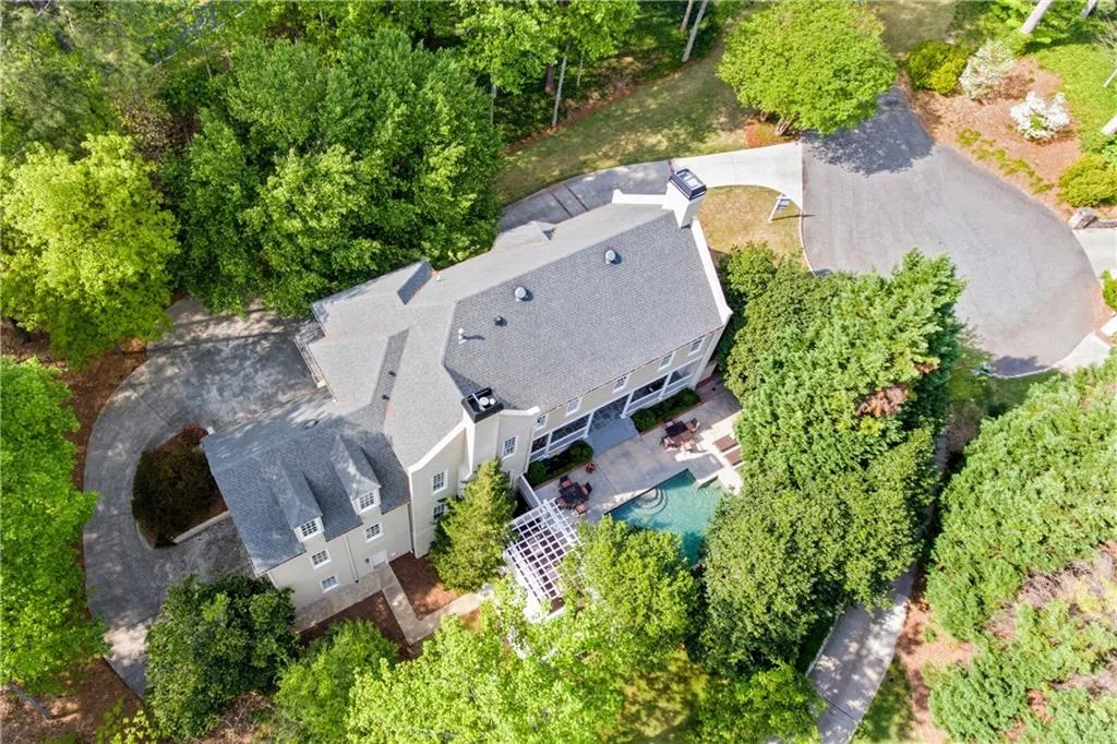 640 Mount Paran Road Nw, Sandy Springs, Georgia 30327, 5 Bedrooms Bedrooms, ,5 BathroomsBathrooms,Residential,Sold,640 Mount Paran Road Nw,5833023