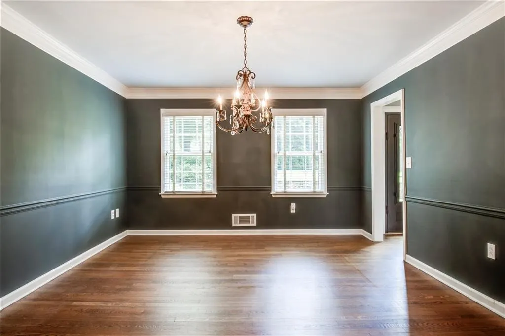 525 Mount Paran Road, Atlanta, Georgia 30327, 3 Bedrooms Bedrooms, ,2 BathroomsBathrooms,Residential,Sold,525 Mount Paran Road,6006045