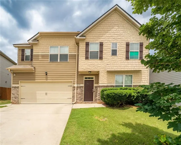 5235 Cantbury Way, Atlanta, Georgia 30349