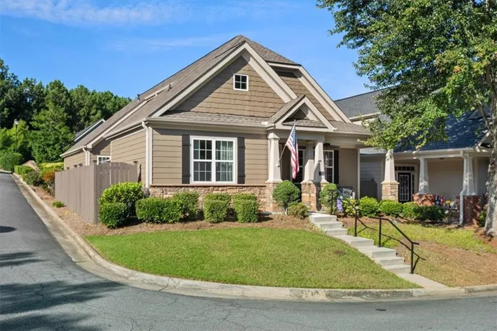 301 Glens Way, Woodstock, Georgia 30188