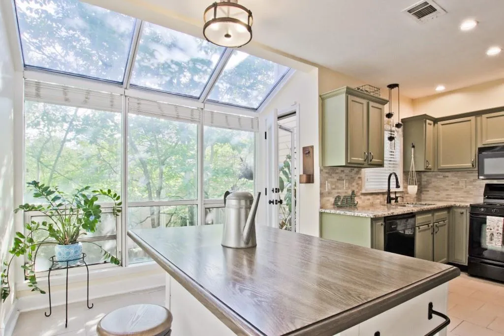 7500 Roswell Road Unit 59, Sandy Springs, Georgia 30350, 2 Bedrooms Bedrooms, ,2 BathroomsBathrooms,Residential,Sold,7500 Roswell Road Unit 59,6880487
