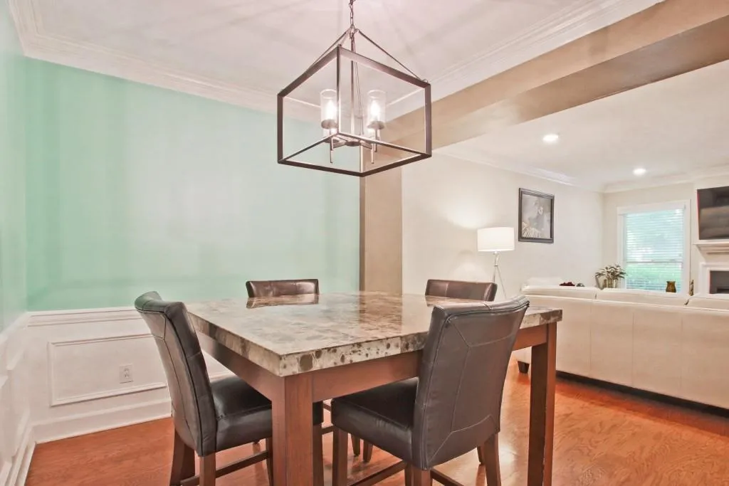 7500 Roswell Road Unit 59, Sandy Springs, Georgia 30350, 2 Bedrooms Bedrooms, ,2 BathroomsBathrooms,Residential,Sold,7500 Roswell Road Unit 59,6880487