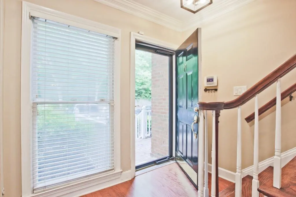 7500 Roswell Road Unit 59, Sandy Springs, Georgia 30350, 2 Bedrooms Bedrooms, ,2 BathroomsBathrooms,Residential,Sold,7500 Roswell Road Unit 59,6880487