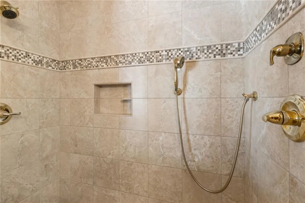 Dual showerheads - save water, shower with your steady!