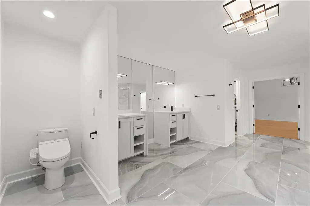 Georgia 30328, ,3 BathroomsBathrooms,Residential,For Sale,7727790